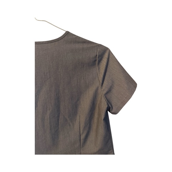 Figs V-Neck Casma Three-Pocket Scrub Top Graphite Women Size XS - Picture 9 of 12